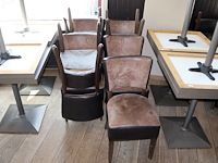 Tafel met stoelen - afbeelding 3 van  8