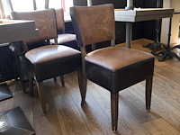 Tafel met stoelen - afbeelding 5 van  7