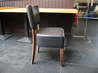 Tafel met stoelen - afbeelding 5 van  9