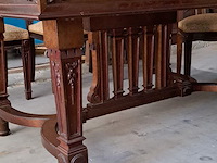 Tafel met uittrekbaar blad en zes stoelen - afbeelding 3 van  4