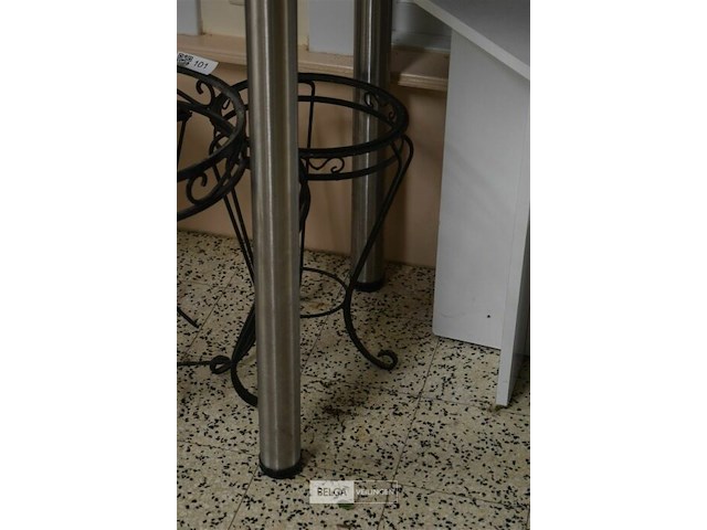 Tafel regelbare poten 50x50x90 cm - afbeelding 4 van  5