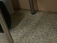 Tafel regelbare poten 80x80x75 cm - afbeelding 3 van  4