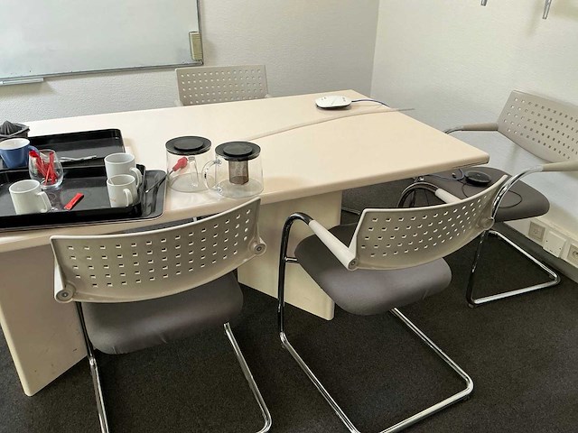 Tafel + stoel (6x) - afbeelding 3 van  5