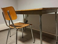 Tafel + stoel - afbeelding 2 van  3