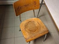 Tafel + stoel - afbeelding 3 van  3