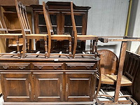 Tafel, stoelen , display vitinekast en buffetkast - vintage - display cabinet - afbeelding 1 van  3