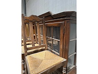 Tafel, stoelen , display vitinekast en buffetkast - vintage - display cabinet - afbeelding 2 van  3