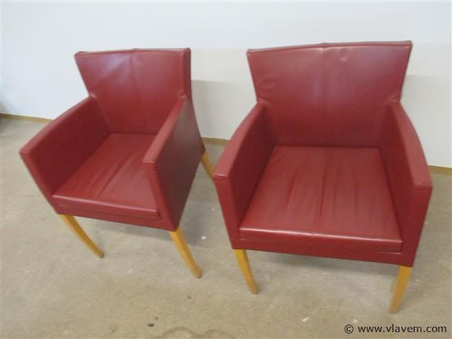 Tafel + stoelen - afbeelding 4 van  5