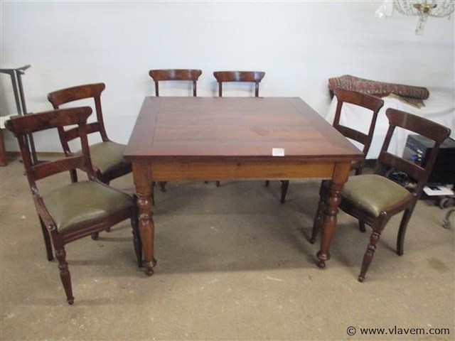 Tafel + stoelen - afbeelding 1 van  3