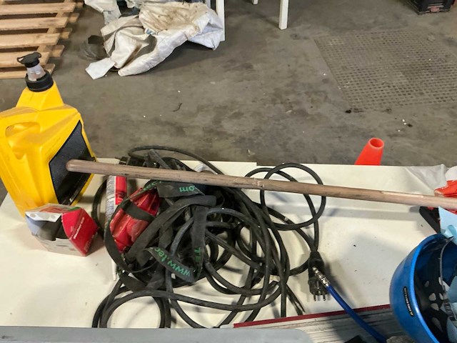 Tafel - afbeelding 4 van  5