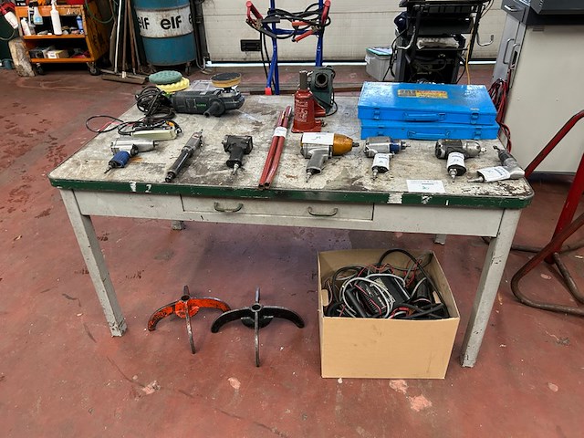 Tafel - afbeelding 1 van  4