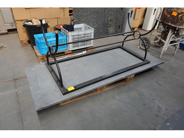 Tafel - afbeelding 1 van  5