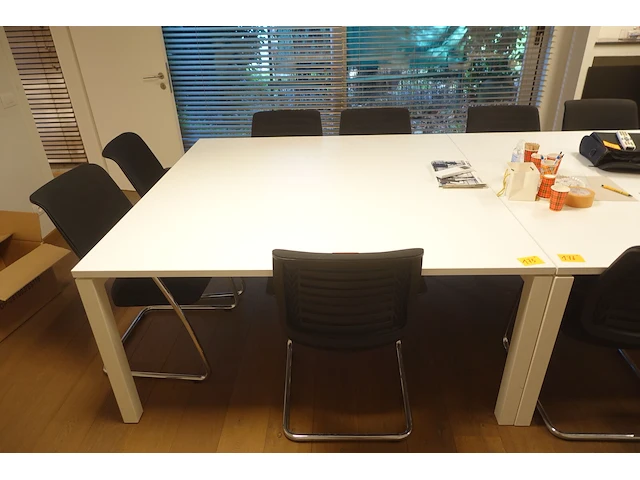 Tafel - afbeelding 1 van  3