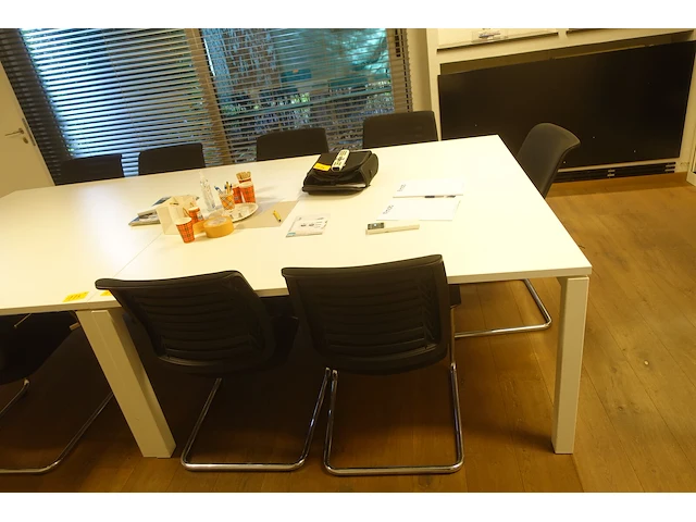 Tafel - afbeelding 1 van  5