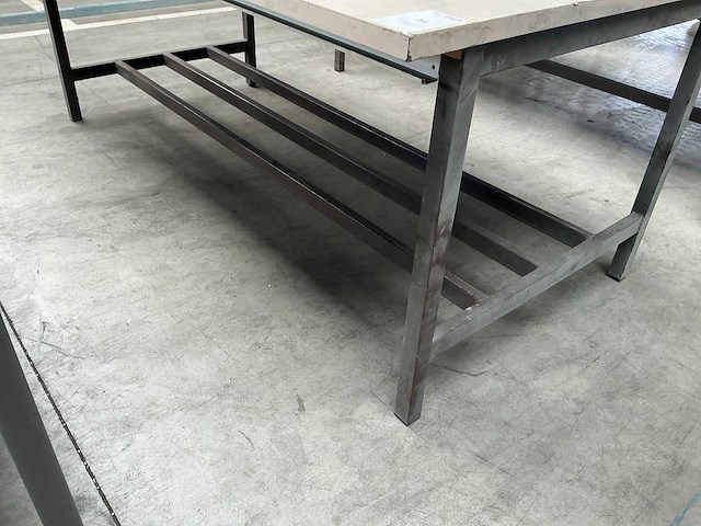 Tafel - afbeelding 2 van  3
