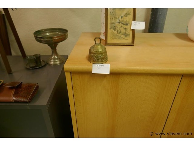 Tafelbel in koper - afbeelding 1 van  1