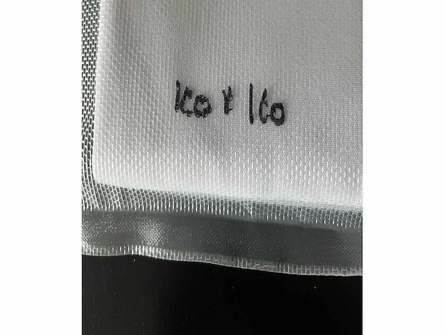 Tafelkleed (+-60x) - individueel pack - afbeelding 3 van  11