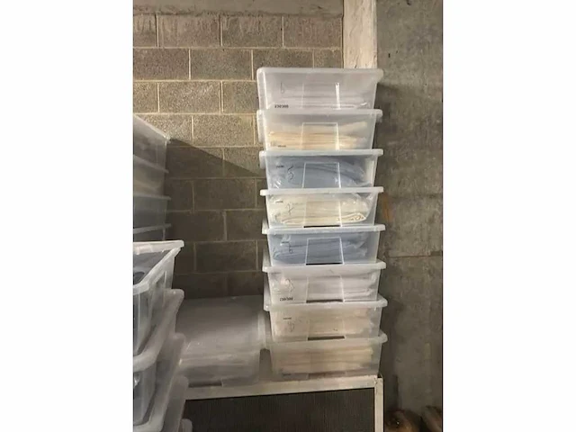 Tafelkleed (+-60x) - individueel pack - afbeelding 11 van  11