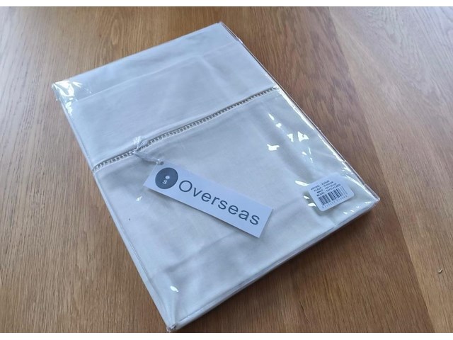 Tafellaken overseas kleur : ivoor maat : 120x120 - afbeelding 1 van  2