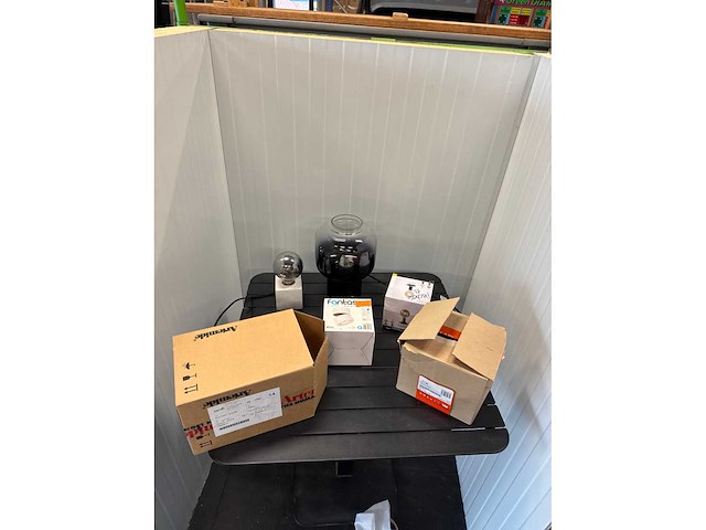 Tafellamp en plafondlamp (6 stuks) - afbeelding 1 van  5