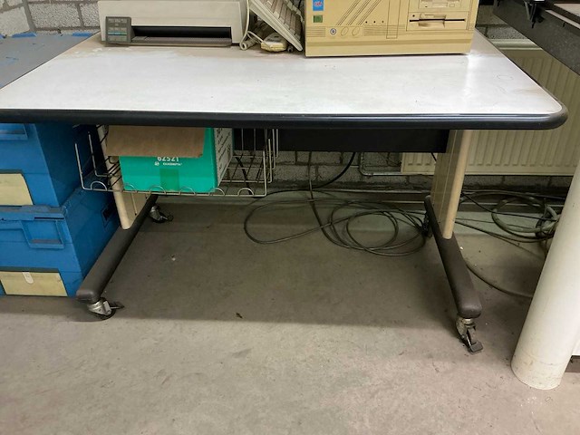 Tafels (4x) - afbeelding 1 van  4