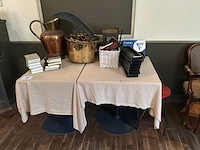 Tafels, decoratie en boeken - afbeelding 1 van  7
