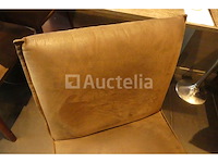 Tafels, stoelen