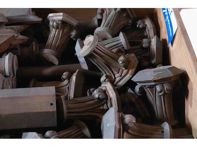 Tafel_sculteerwerk - afbeelding 2 van  2