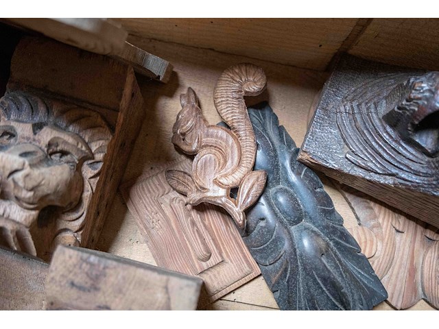 Tafel_sculteerwerk - afbeelding 3 van  4