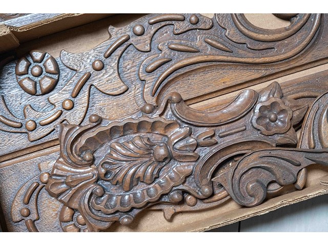 Tafel_sculteerwerk - afbeelding 4 van  4