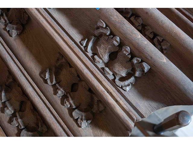 Tafel_sculteerwerk - afbeelding 2 van  2