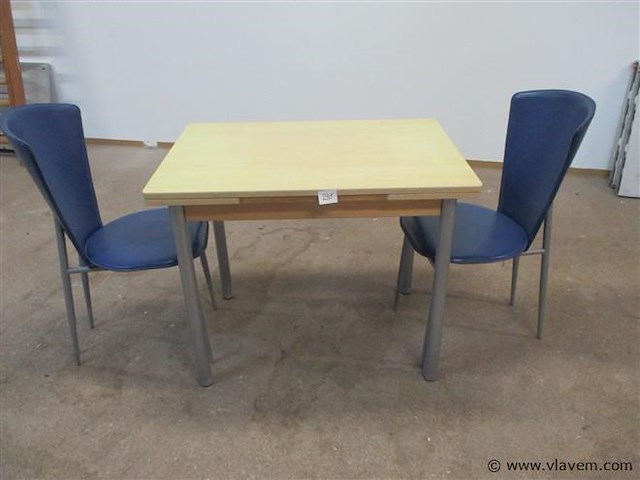Tafel+stoelen - afbeelding 1 van  2