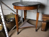 Tafeltje franse stijl - afbeelding 1 van  5