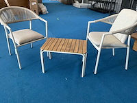 Tafeltje met 2stoelen - afbeelding 1 van  4