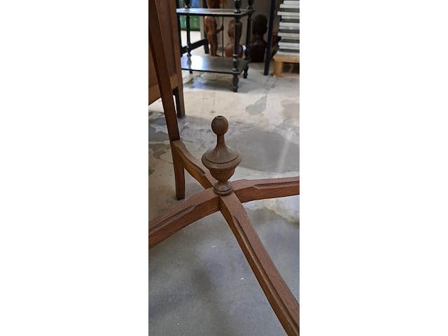 Tafeltje - afbeelding 2 van  2