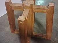 Tafelvoet in teak(zwaar) h 740 mm onderkant voet b 800 mm bovenkant b 550 mm - afbeelding 1 van  4