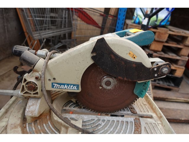 Tafelzaag makita (nazicht motor) - afbeelding 4 van  7