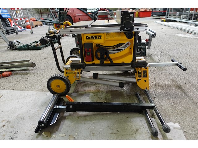 Tafelzaagmachine dewalt - afbeelding 2 van  4