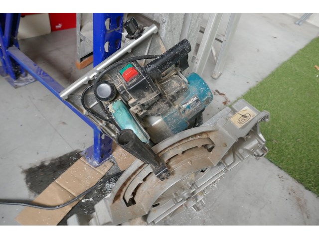 Tafelzaagmachine makita - afbeelding 5 van  5
