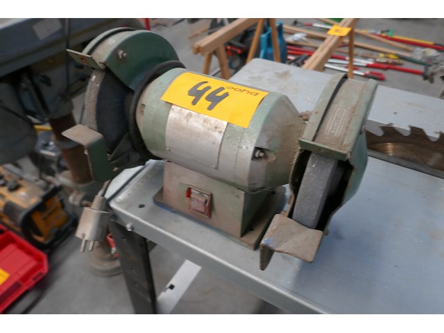 Tafelzaagmachine metabo + dubbele slijpmolen - afbeelding 7 van  8