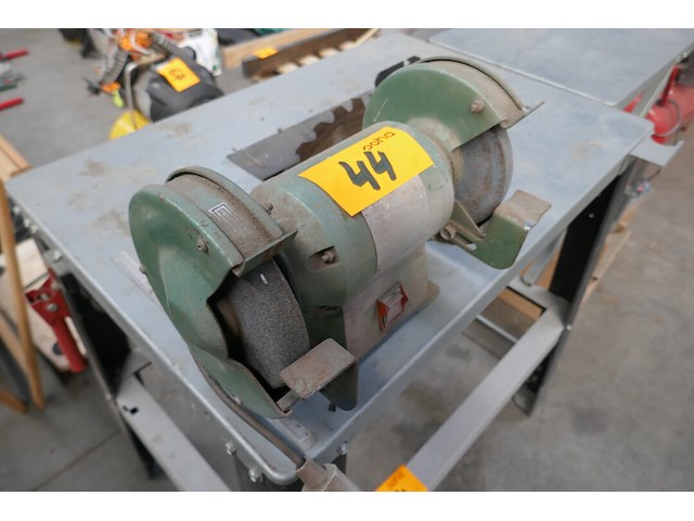 Tafelzaagmachine metabo + dubbele slijpmolen - afbeelding 8 van  8