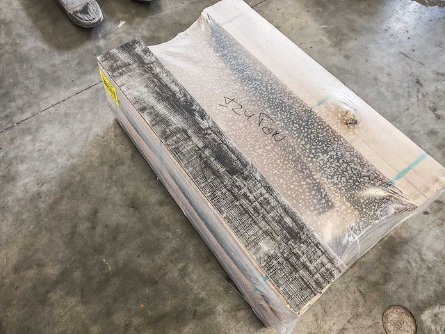 Tagina rivamancina grafite mat 20x120 cm tegel 8,88 m² - afbeelding 1 van  5