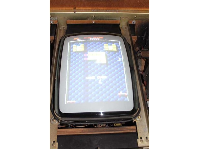 Taito - 1986 - arkanoid - cocktail arcade - afbeelding 5 van  6