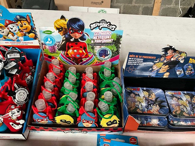 Take care mix kavel persoonlijke verzorgings producten kids thema jongens - afbeelding 7 van  11