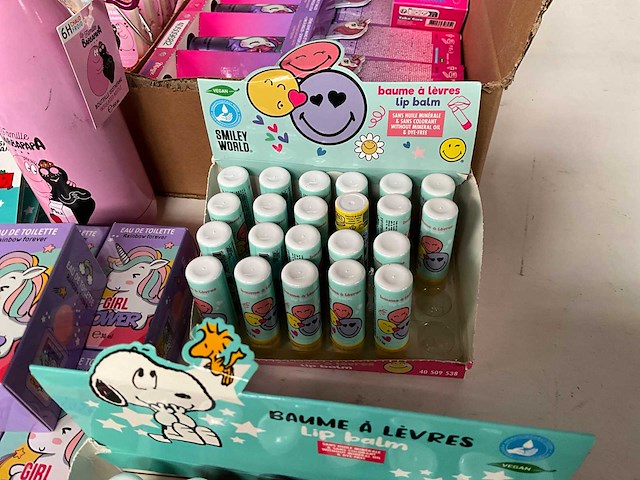 Take care mix kavel persoonlijke verzorgings producten kids thema meisjes - afbeelding 2 van  15