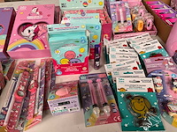 Take care mix kavel persoonlijke verzorgings producten kids thema meisjes - afbeelding 5 van  15