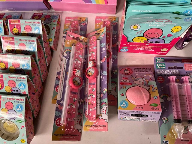 Take care mix kavel persoonlijke verzorgings producten kids thema meisjes - afbeelding 9 van  15