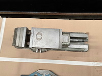 Takeda - machineklem - afbeelding 1 van  3