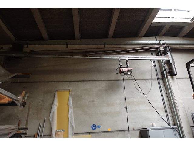 Takel samen met zwenkarm - afbeelding 1 van  5