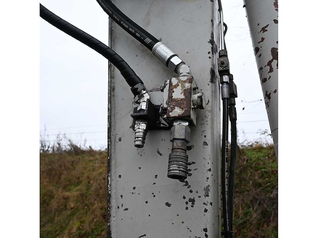 Takeuchi - 2006 - tb175 - rupsgraafmachine - afbeelding 5 van  24